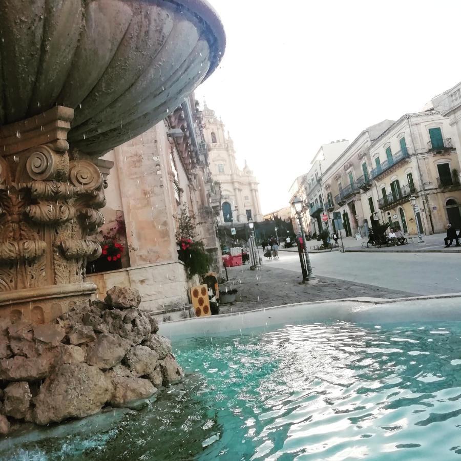 Itinerario Barocco Apartment Ragusa Ibla - Eleganza E Comfort Nel Cuore Del Barocco Siciliano Exterior foto