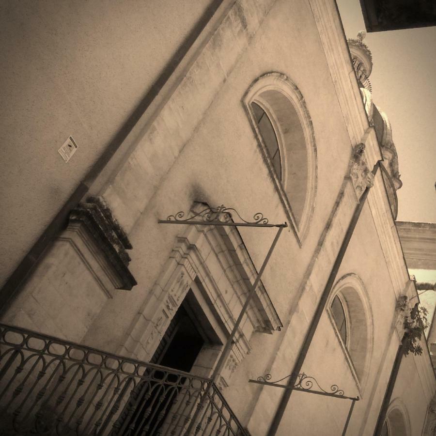 Itinerario Barocco Apartment Ragusa Ibla - Eleganza E Comfort Nel Cuore Del Barocco Siciliano Exterior foto
